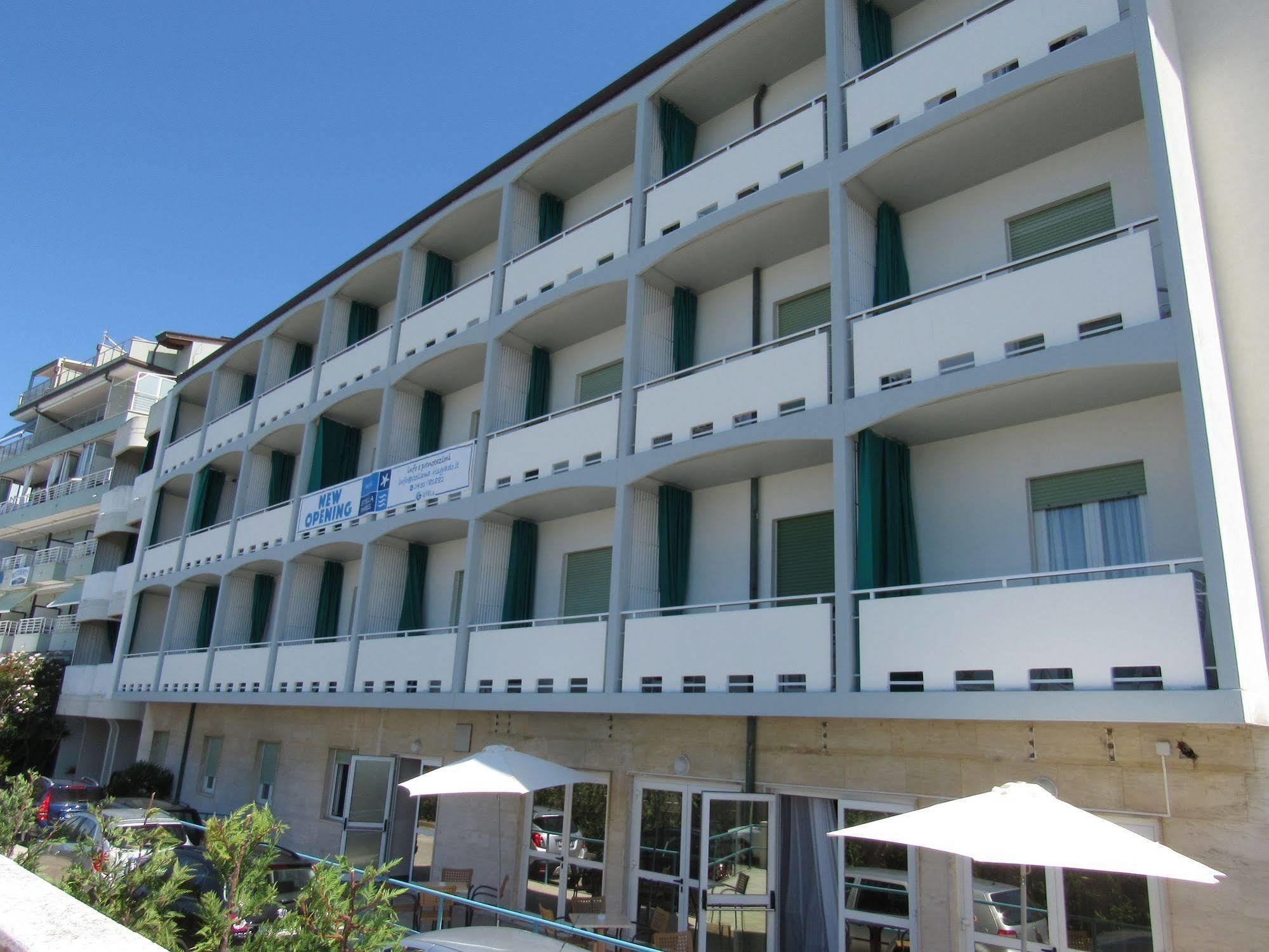 Hotel Stella Maris Grado Exteriör bild