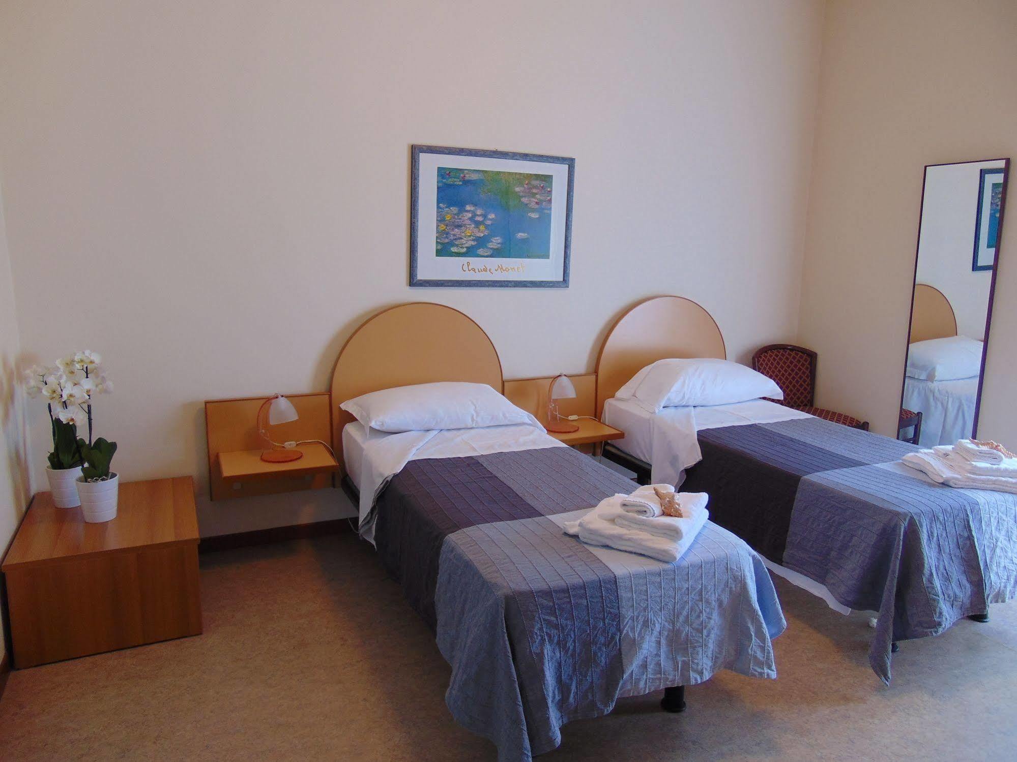 Hotel Stella Maris Grado Exteriör bild
