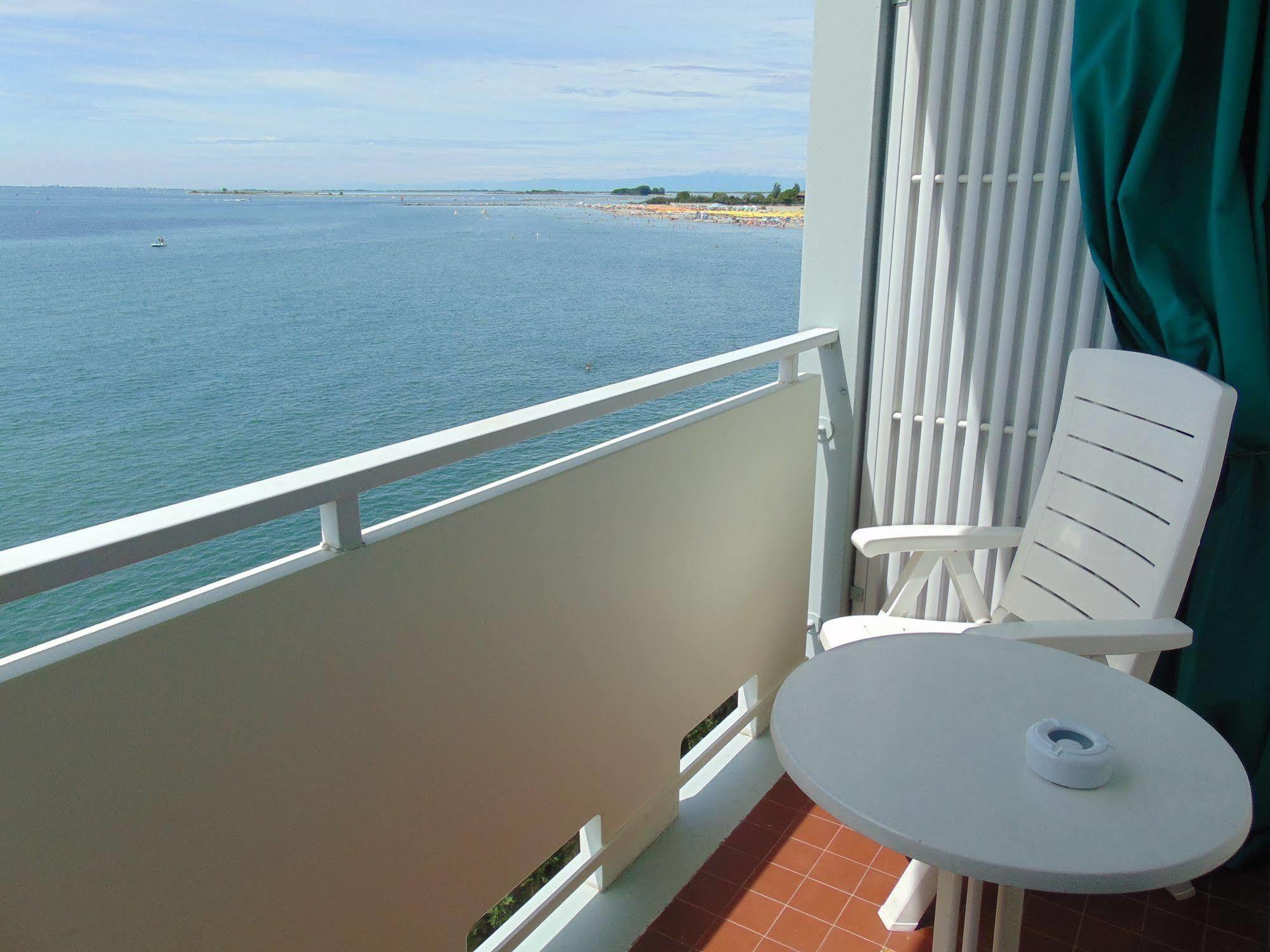 Hotel Stella Maris Grado Exteriör bild