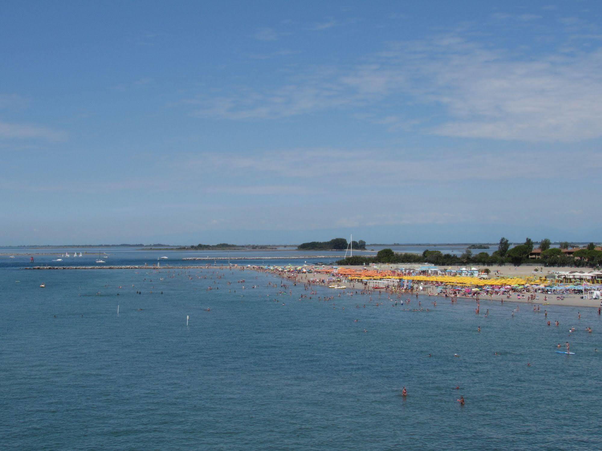 Hotel Stella Maris Grado Exteriör bild