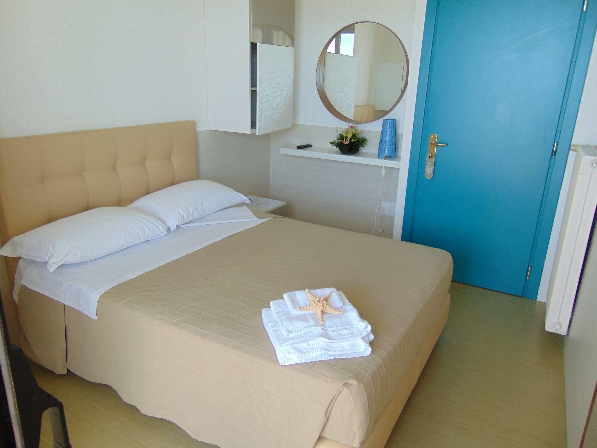 Hotel Stella Maris Grado Exteriör bild